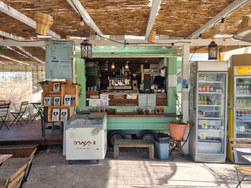 סיפתח עגלת קפה אפרת תמונה של העגלה