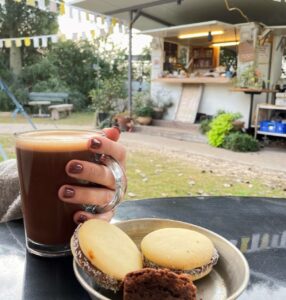 יענקלה עגלת קפה קיבוץ הזורע 6