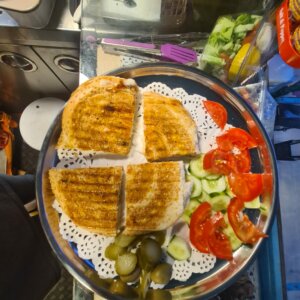 עגלת קפה קפה דידי אילניה תמונה של מאפה
