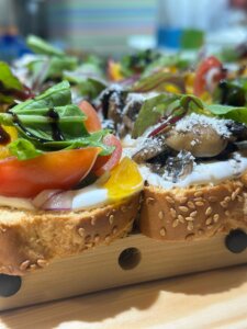 מורקפה עגלת קפה קיבוץ עלומים תמונה של כריכים